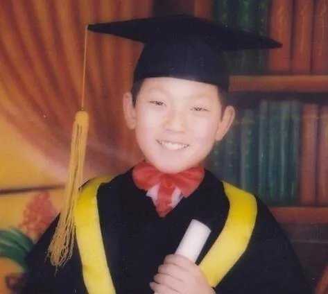 陈翔小时候的照片曝光 揭秘他的演艺经历和人物评价