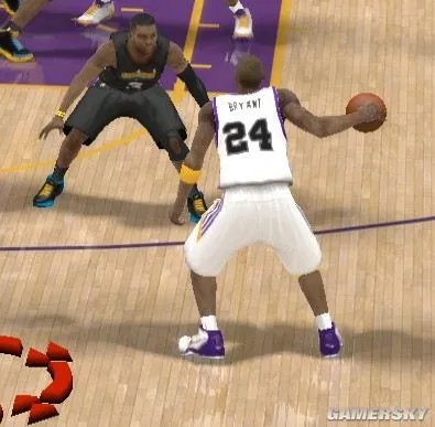 《NBA 2K12》过人方法(名人堂适用)