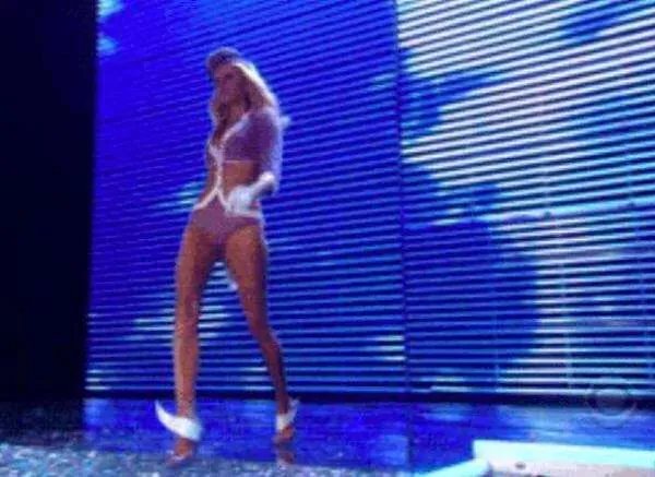 #维密大秀#维密秀上有哪些事故被成功救场了?