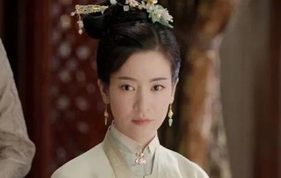 李晟说李佳航是极品黑，李佳航为何突然求生欲下降，去吐槽李晟呢？