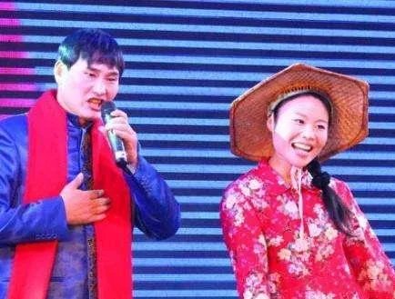 有人说电视上看不见“草帽姐”了,她的近况怎么样?