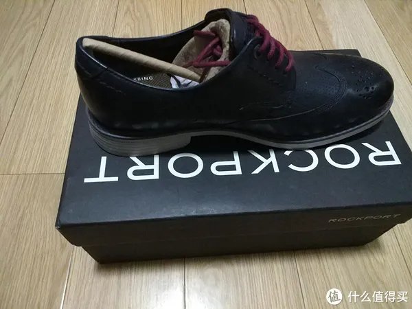 买鞋狂魔匠 篇一：斯凯奇+Rockport 男鞋 晒单*尺码建议*买小了半码的感觉