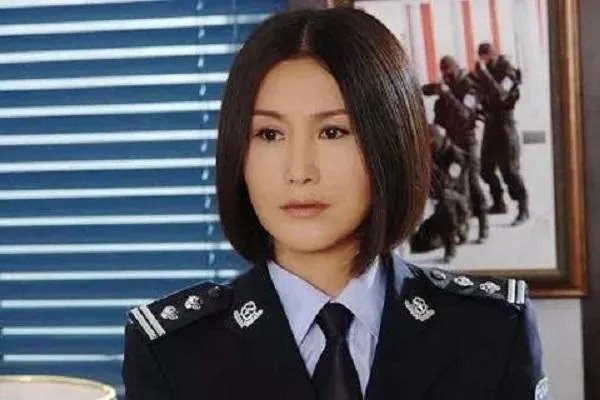 朱娜与王茜华象吗？