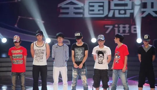 2010快乐男声7进6赛程回顾 周冠军陈翔直接晋级免淘汰