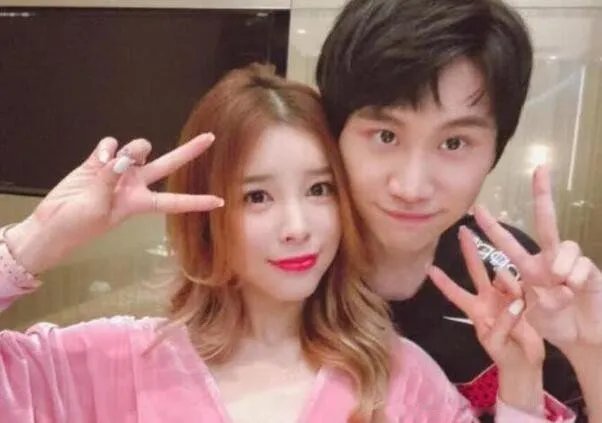 糖小幽公交车事件是啥 黑历史照片是真的吗