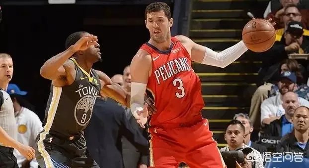 鹈鹕险胜开拓者一役，谁是最大功臣？