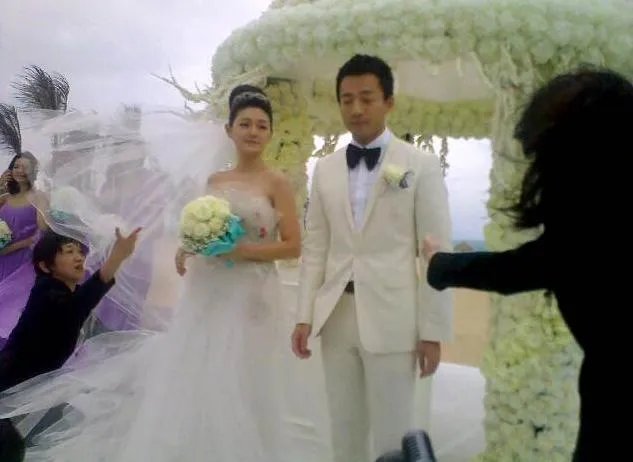 安以轩结婚生子嫁得好过得好，为什么朋友大S却要因为她躺枪被议论？