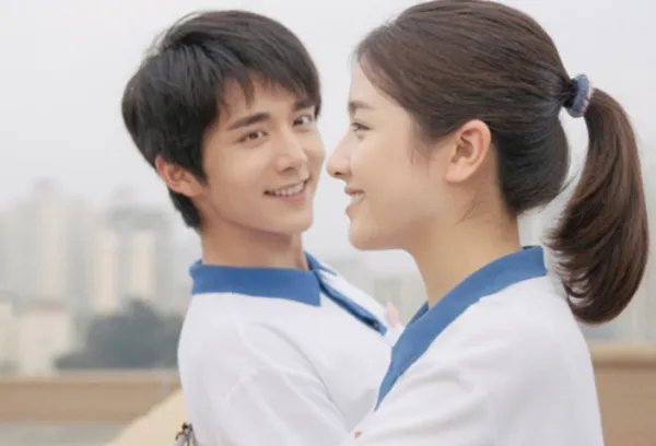 遥远的歌要表达什么含义