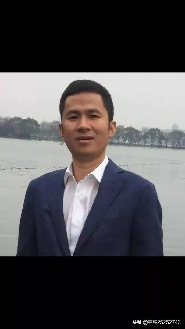 郁国祥和钱峰雷谁厉害？