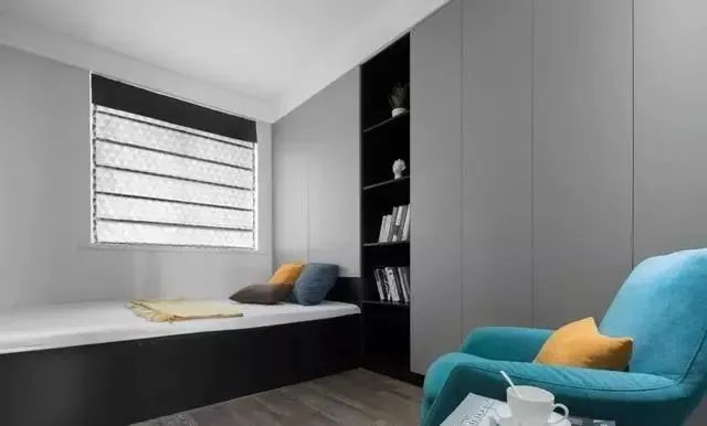 小户型≠蜗居！35款卧室榻榻米设计，太实用了！