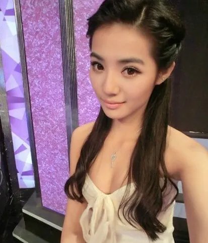 赵洁出轨照曝光是真的吗? xiao8暗示二人已离婚