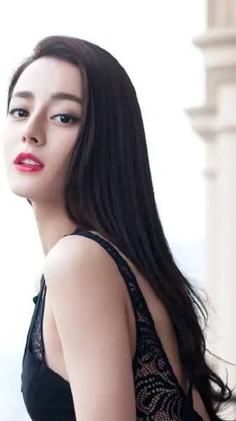 Baby退出跑男迪丽热巴代替，是身体原因？还是为了孩子？