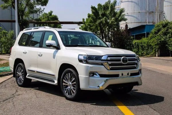 世界十大越野车排名 奔驰乌尼莫克外形霸气越野鼻祖