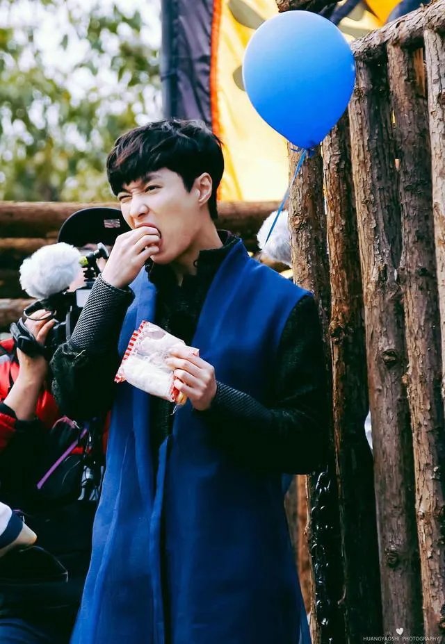 安利一个让你欲罢不能的综艺吧？