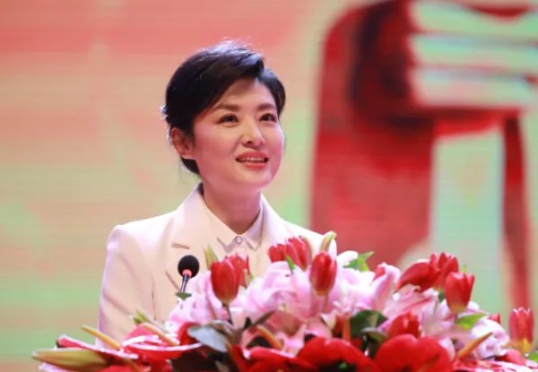 央视原主持人周涛出任2020中国文联春晚总导演,你怎么看?