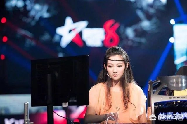 英雄联盟早期主播