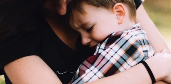 “被欺负了别告诉我,直接打回去”,你的家长说过吗?