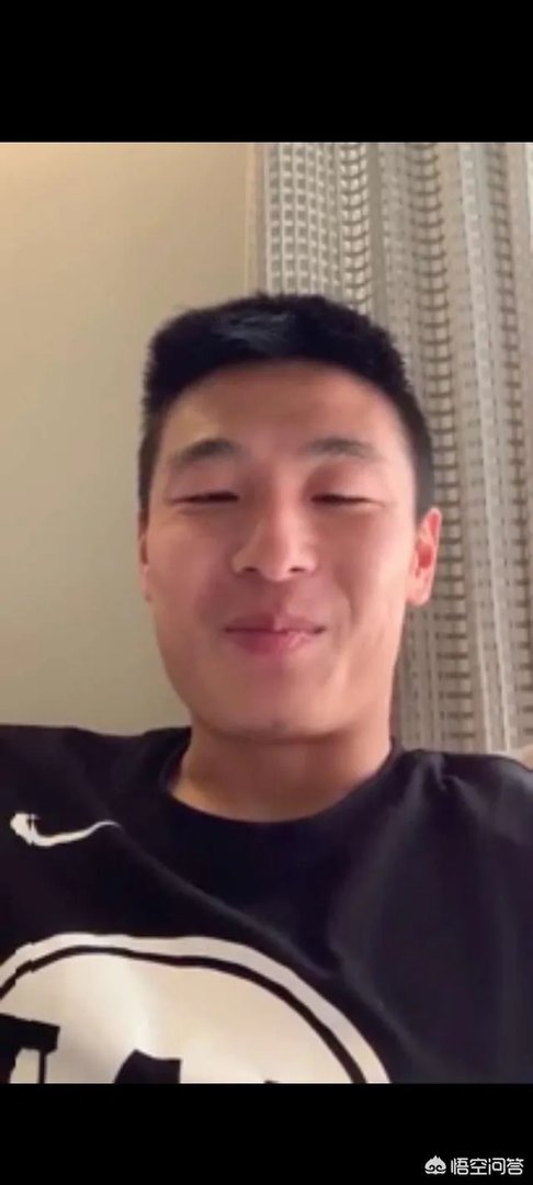 武磊视频报平安，球迷可以放心了，武磊都说了些什么呢？你怎么看？