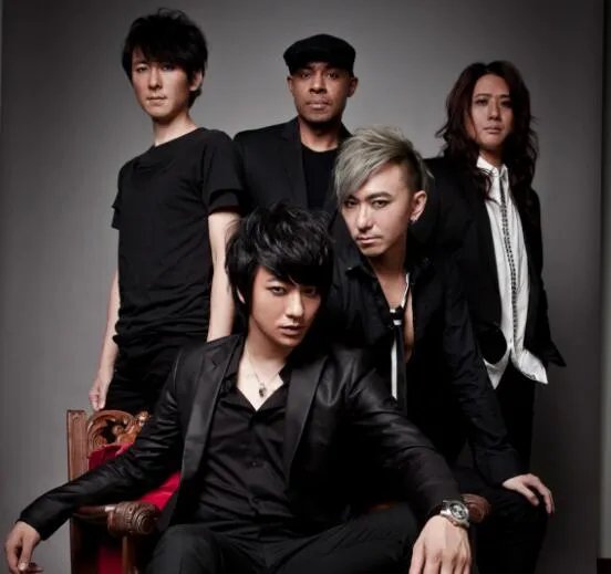 信乐团新主唱刘文杰是什么背景 老成员对新主唱大力赞扬