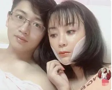 广东大妈将40岁女闺蜜,介绍给25岁儿子当媳妇,两人婚后过得怎样?