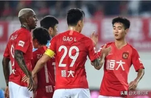 如何看待恒大跟苏宁的这一场比赛？