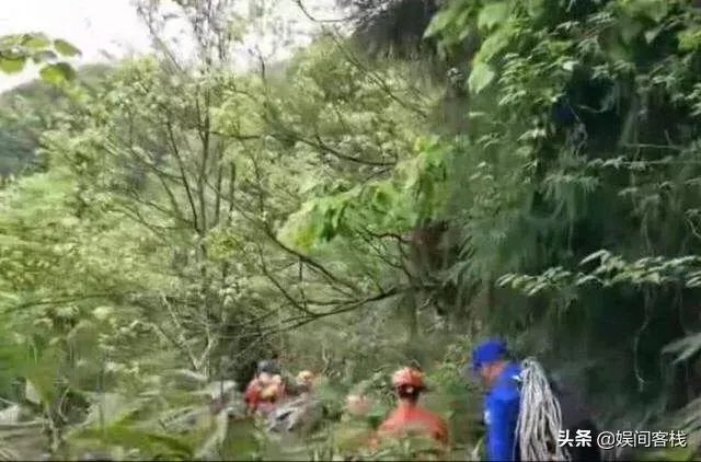 女大学生在张家界翼装飞行失踪,定位和手机都没带,生还的可能性大吗?