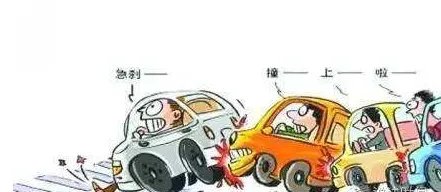 6旬老人行车途中突发低血糖失去意识致6车追尾是怎么回事？