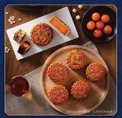 良品铺子月饼被曝吃出塑料，这种情况下应该如何维护自己的权益？