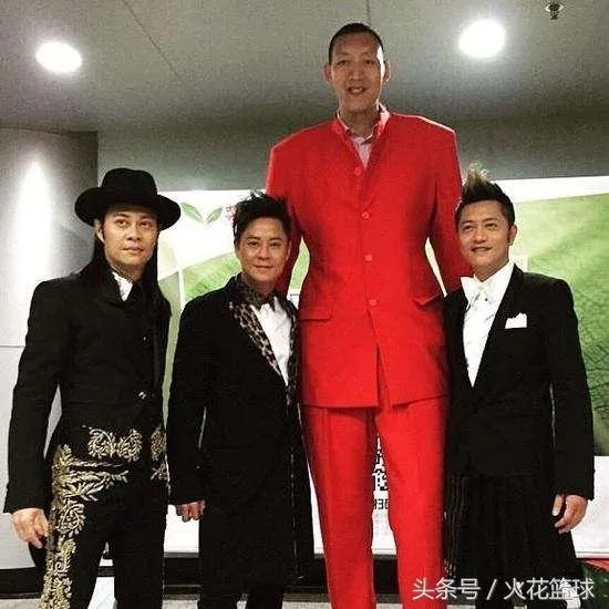 孙明明和姚明哪个高