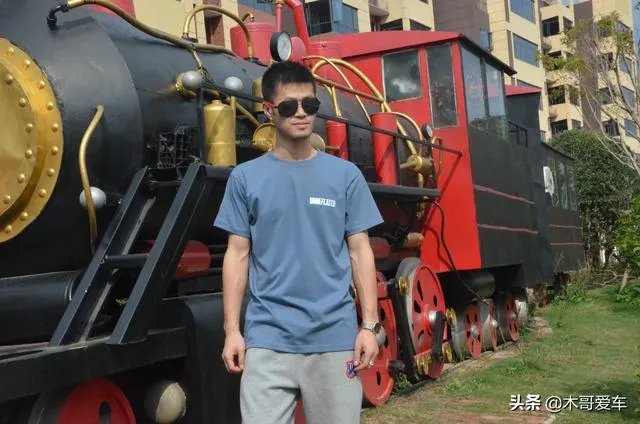 淘车二手车上买车容易么，手续麻烦不麻烦？