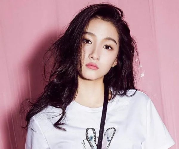 关晓彤的不良照片 这个真的找错人了