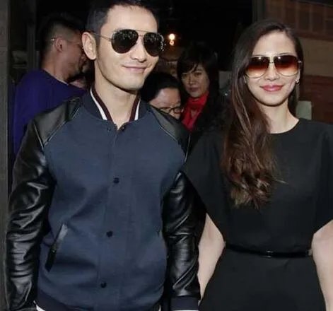 黄晓明办离婚是真的吗？ 揭秘黄教主的4段感情