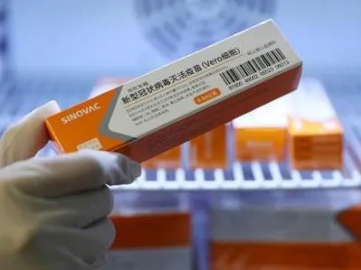 数千人接种新冠疫苗现不良反应，韩国还会继续接种吗？