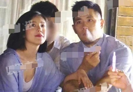 徐佳莹李伯恩为什么分手原因 李伯恩赵奕欢怎么认识的恋情始末