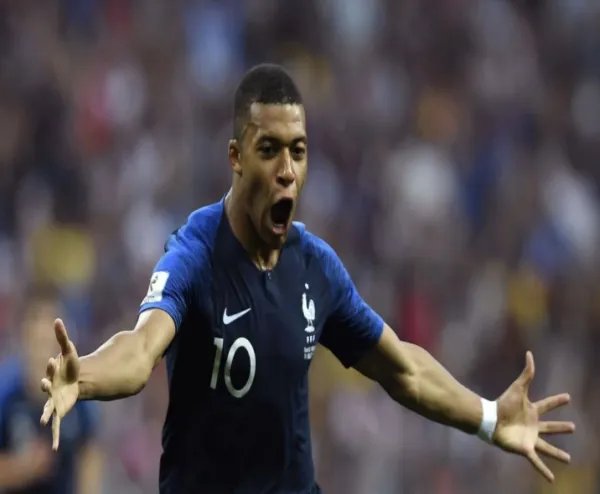 法国4-2克罗地亚具体赛况怎么样？