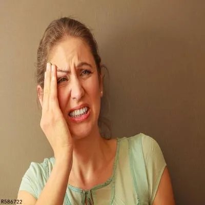 牙周炎常见症状有哪些 牙周炎的4个症状要及时治疗