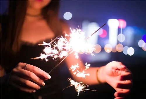 结婚一周年是什么婚 结婚一周年应该送什么礼物