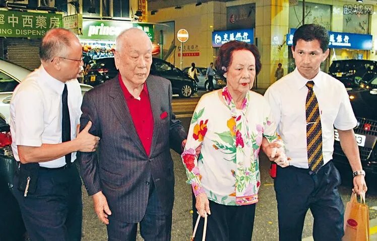 许世勋老婆是谁 许世勋家族有钱吗身价多少