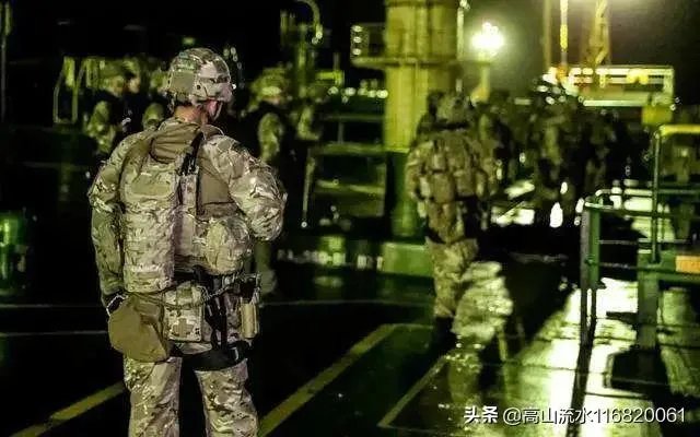 英国扣押伊朗油轮十天了，你认为此事怎么解决？