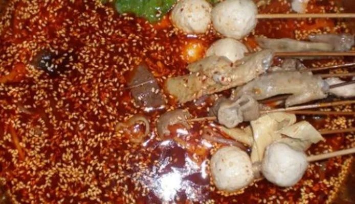 麻辣烫在韩受欢迎：其实，天下吃货一家人不是吗