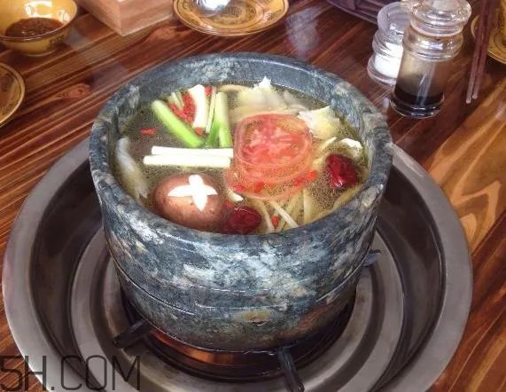 墨脱石锅多少钱一个？墨脱石锅为什么那么贵？