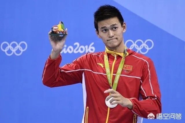 拉普赛斯怎么犯规了？