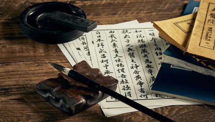 昔有佳人公孙氏下一句 昔有佳人公孙氏下一句是什么