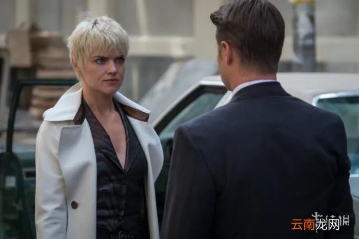 戈登、芭芭拉对峙街头 芭芭拉第五季