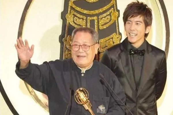 演员张国栋病逝了，他究竟是因何病逝的？