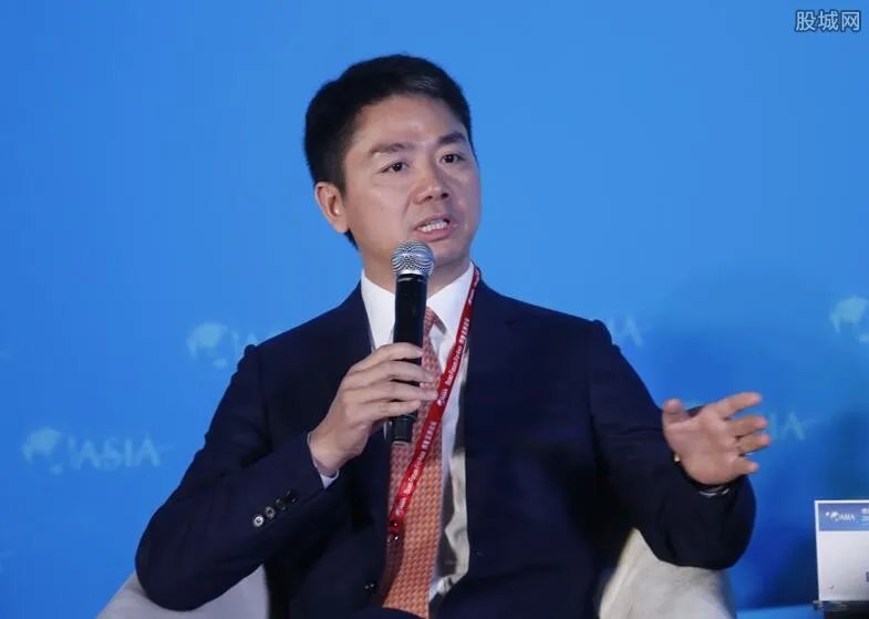 刘强东宣布离婚真的吗？ 京东是这样回应的