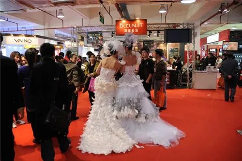 上海婚纱摄影展会时间表 如何拍婚纱照更好看