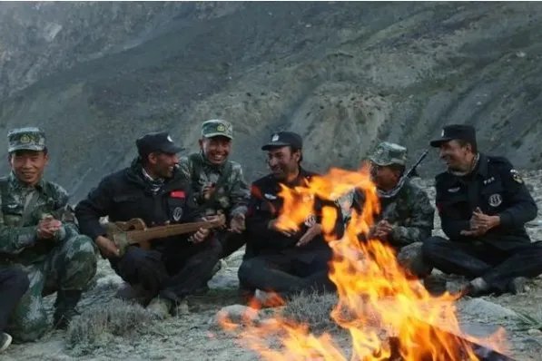 全国劳模救落水儿童不幸遇难,这样的行为值得学习吗?