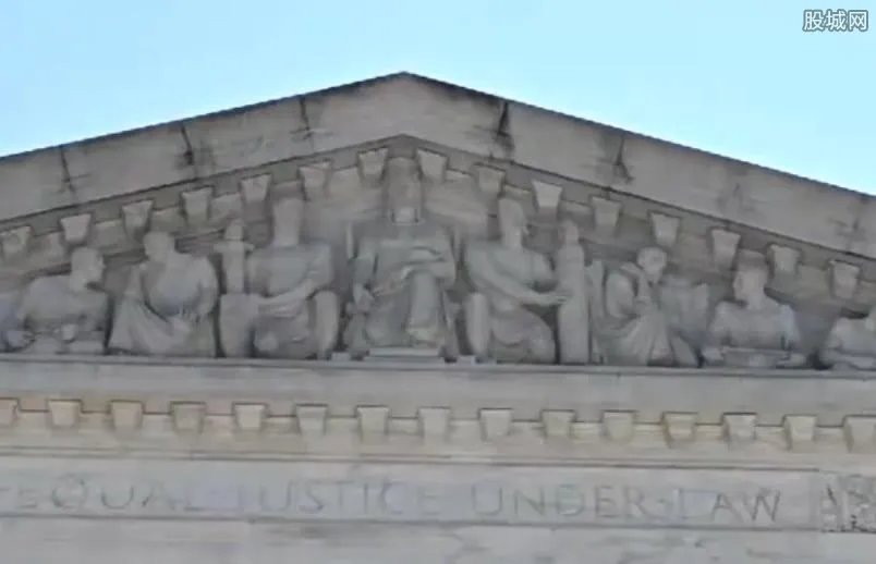 美国最高法院门楣为何刻有孔子像？这样做有什么目的