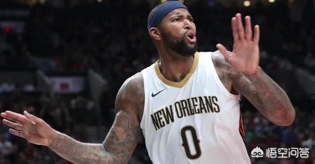 考辛斯在社交媒体上取关鹈鹕后，关注了泡椒、兰德尔、小托马斯，大家怎么看？